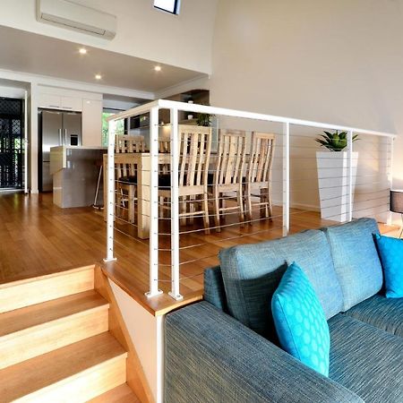 Shorelines 31 Renovated Upmarket Two Bedroom Apartment With Ocean Views And Buggy Hamilton Island Esterno foto
