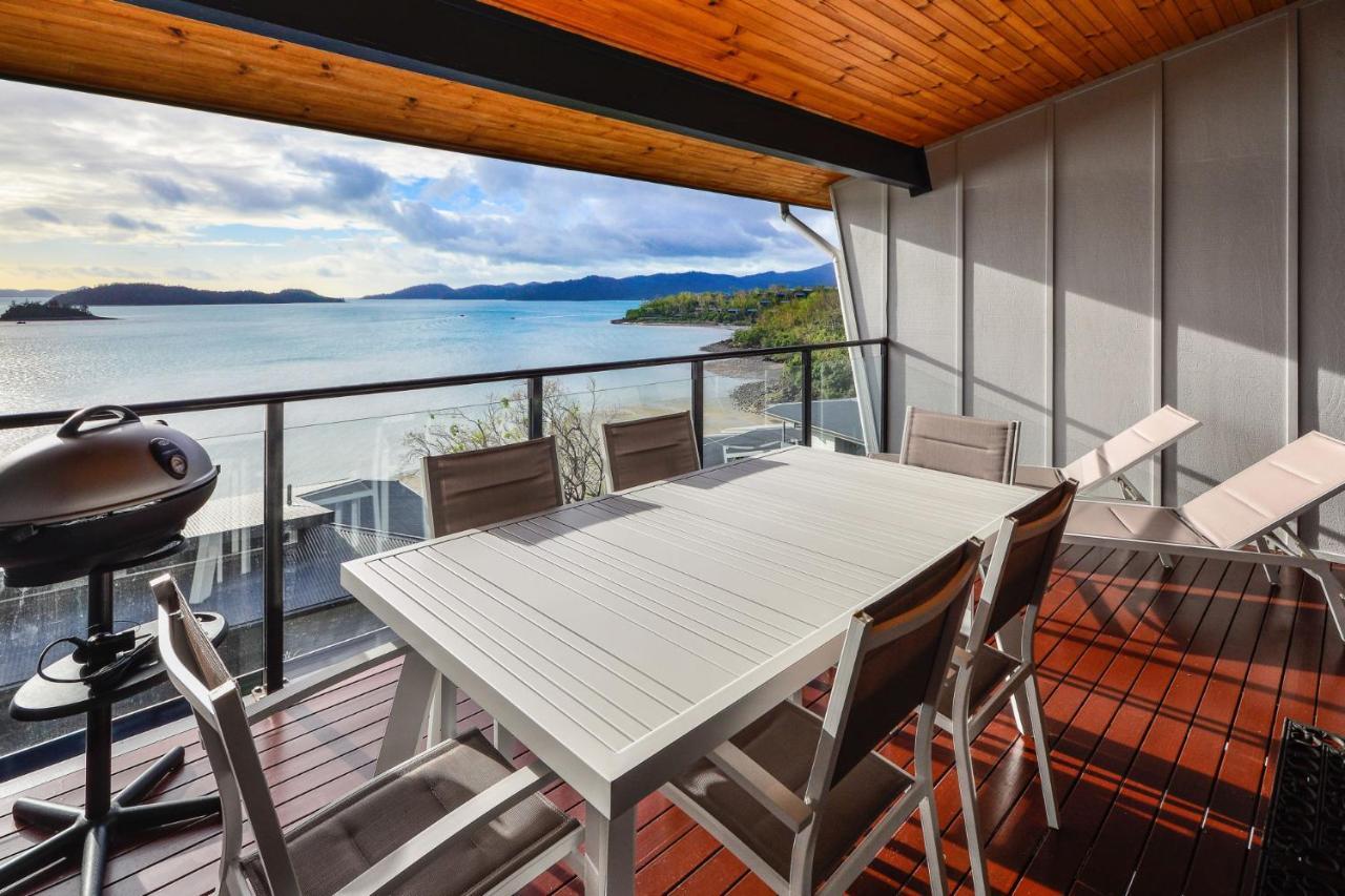 Shorelines 31 Renovated Upmarket Two Bedroom Apartment With Ocean Views And Buggy Hamilton Island Esterno foto