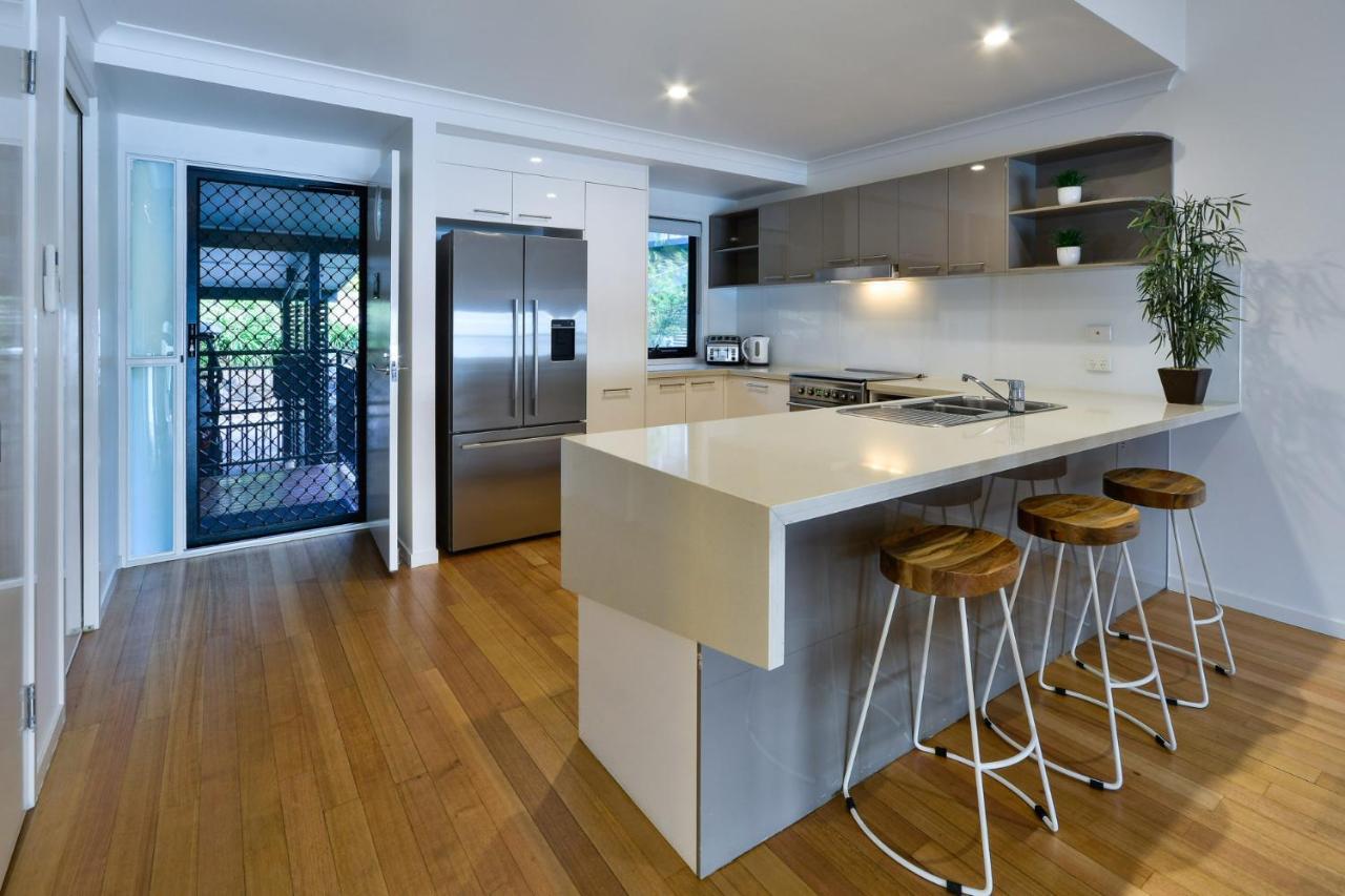 Shorelines 31 Renovated Upmarket Two Bedroom Apartment With Ocean Views And Buggy Hamilton Island Esterno foto